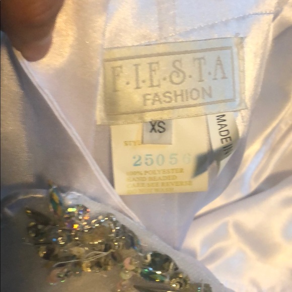 Dress - Picture 3 of 3